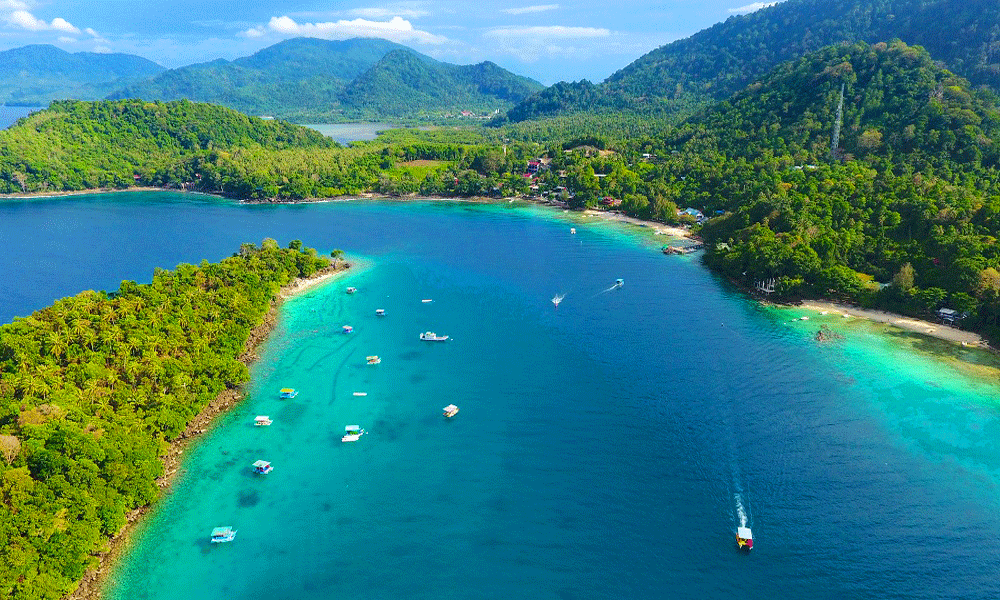 pantai paling bagus di indonesia